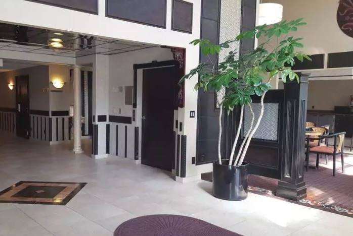 Days Inn & Suites By Wyndham Rochester Hills Mi İç mekan fotoğraf