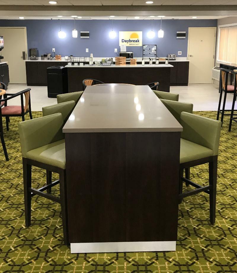 Days Inn & Suites By Wyndham Rochester Hills Mi Dış mekan fotoğraf